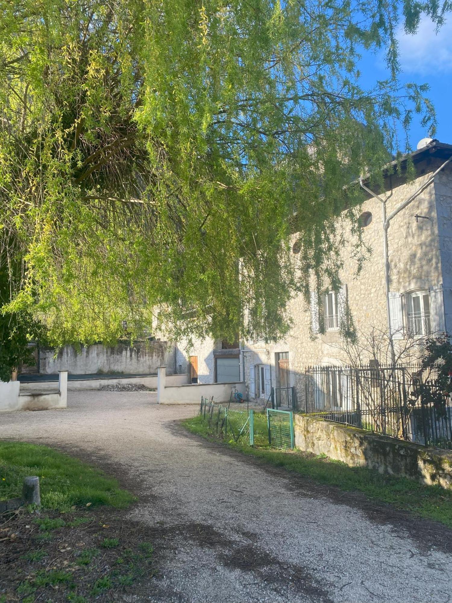 Chambres De La Ferme Du Brocey Crolles Eksteriør billede